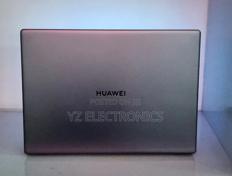 New Laptop Huawei MateBook 13 WRT-W19E 16GB Intel Core i7 SSD 512GB