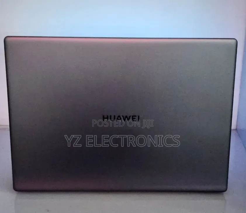 New Laptop Huawei MateBook 13 WRT-W19E 16GB Intel Core i7 SSD 512GB