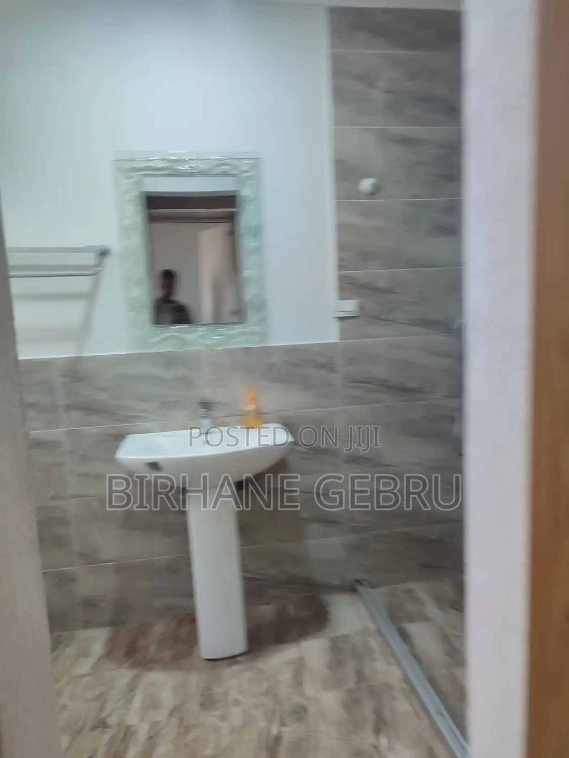 Furnished 3bdrm Apartment in Luxury  Fernished, Bole for rent