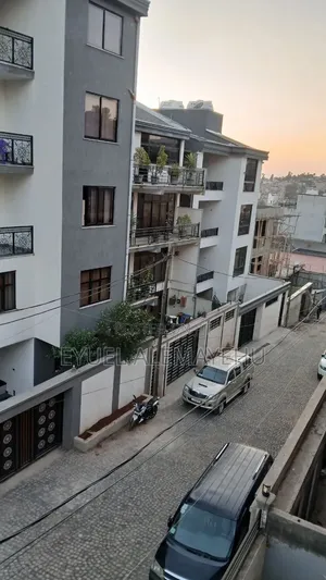 Furnished 6bdrm House in Yeka for sale