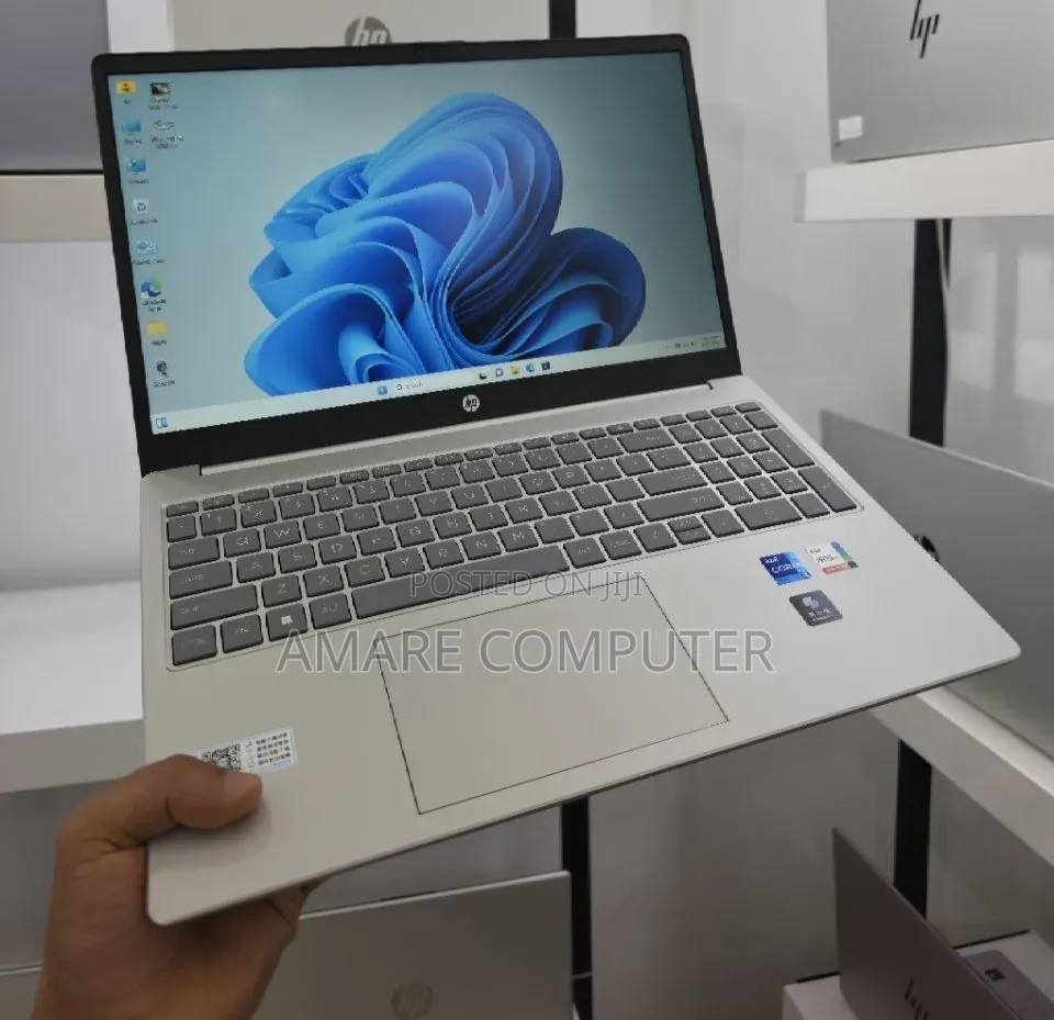 New Laptop HP Stream Notebook 16GB Intel Core i7 SSD 512GB