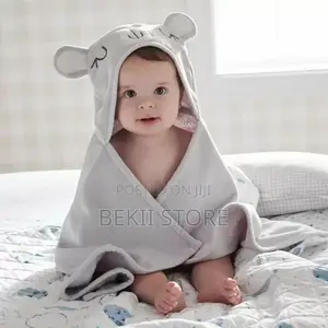 Baby Bear Hooded Towel Soft and Photo Ready የሕፃናት ፎጣ