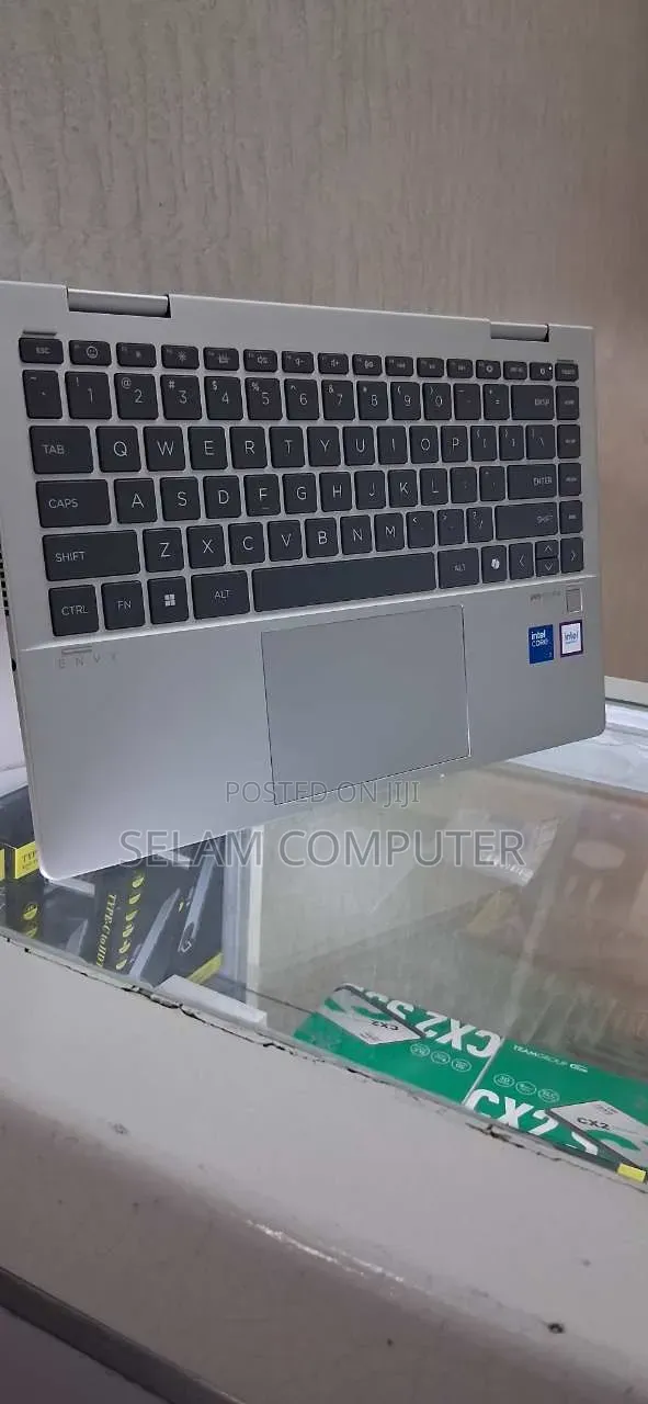 New Laptop HP Envy X360 16GB Intel Core i7 SSD 512GB