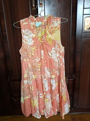 Used Like New Women Short Dress. Size Free. 1300br