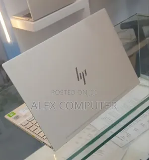 New Laptop HP Envy 15 8GB Intel Core i5 SSD 512GB