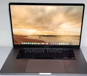 New Laptop Apple MacBook Pro 2019 32GB Intel Core i9 SSD 1T