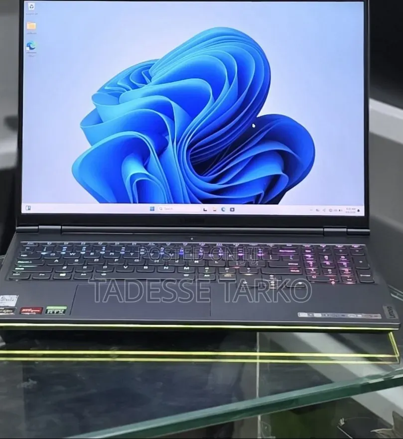 New Laptop Lenovo 16GB AMD Ryzen 9 SSD 1T