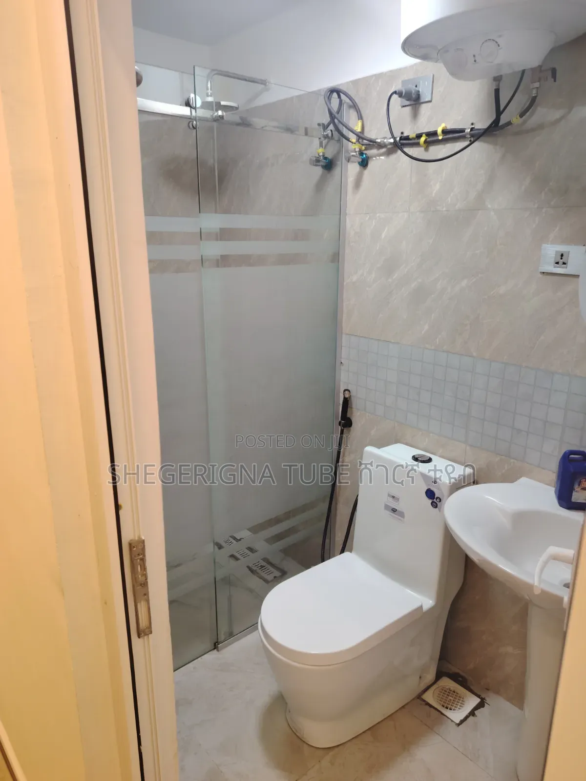 Furnished 4bdrm Apartment in Bole for rent