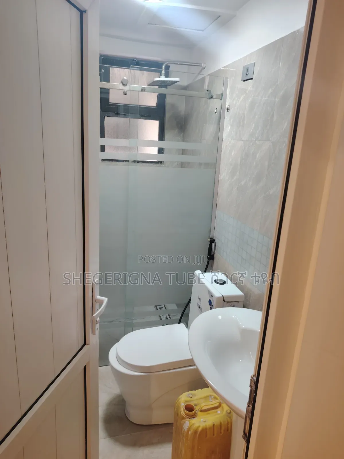 Furnished 4bdrm Apartment in Bole for rent