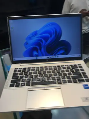 New Laptop HP EliteBook 840 G8 16GB Intel Core i5 SSD 512GB