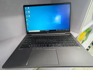 New Laptop HP ZBook Firefly G8 16GB Intel Core i7 SSD 512GB