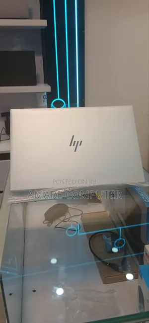 New Laptop HP EliteBook 840 G8 16GB Intel Core i5 SSD 512GB