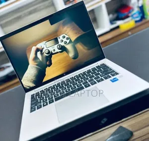 New Laptop HP EliteBook 840 G10 16GB Intel Core i7 SSD 512GB