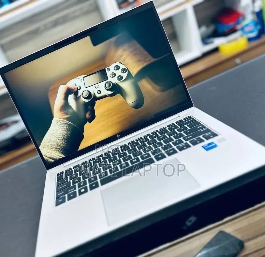 New Laptop HP EliteBook 840 G10 16GB Intel Core i7 SSD 512GB