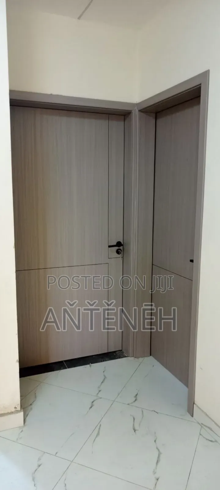 Victor Door