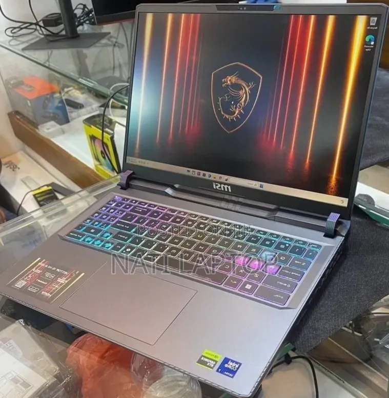 New Laptop MSI Pulse GL66 16GB Intel Core Ultra 7 SSD 1T