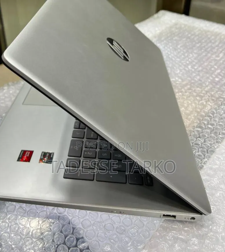 New Laptop HP Stream Notebook 8GB AMD Ryzen 5 SSD 512GB