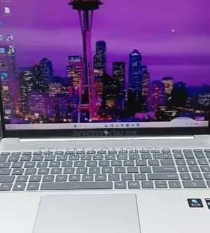 New Laptop HP Pavilion 14 16GB Intel Core i7 SSD 512GB