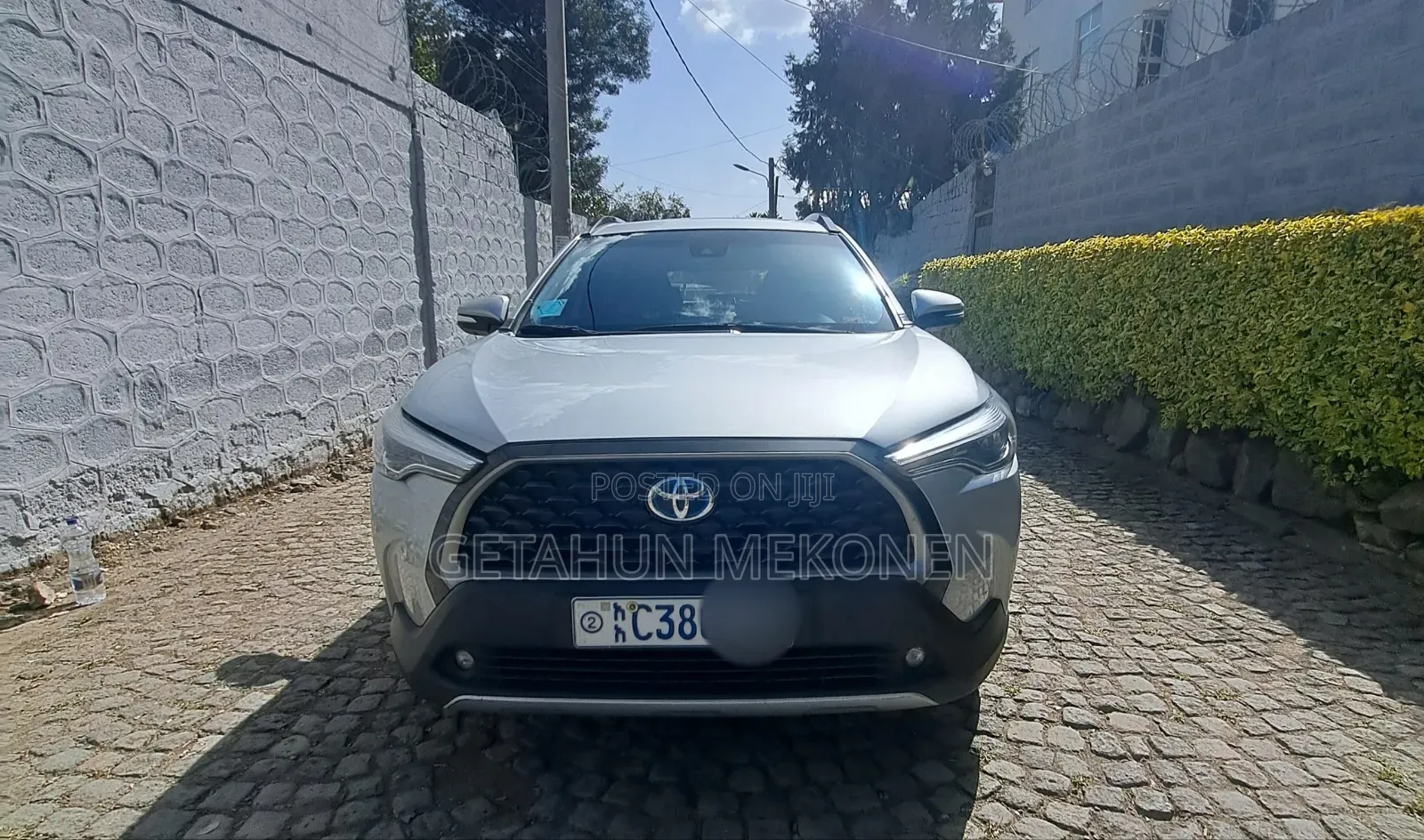 Toyota Corolla Cross Hybrid 2023 Silver