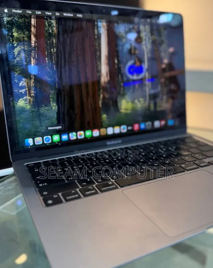 New Laptop Apple MacBook Air 2020 8GB Apple M1 SSD 256GB