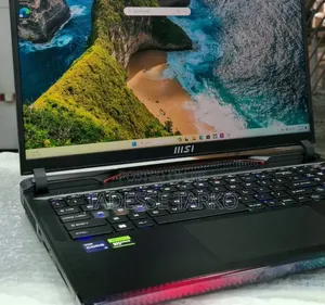 New Laptop MSI Raider GE78 32GB Intel Core i9 SSD 1T