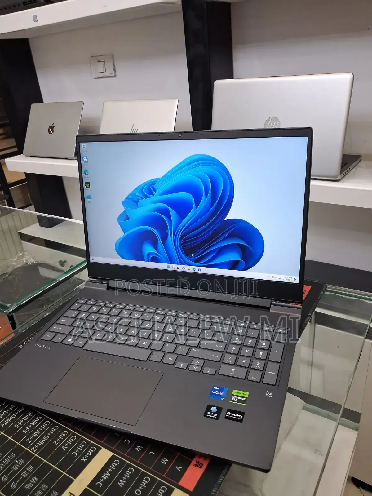 New Laptop HP Victus 16 16GB Intel Core i7 SSD 1T