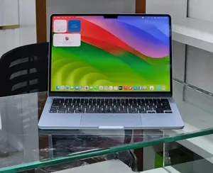 New Apple MacBook Air 2025 M4 15-inch 16GB Intel Core i7 SSD 256GB