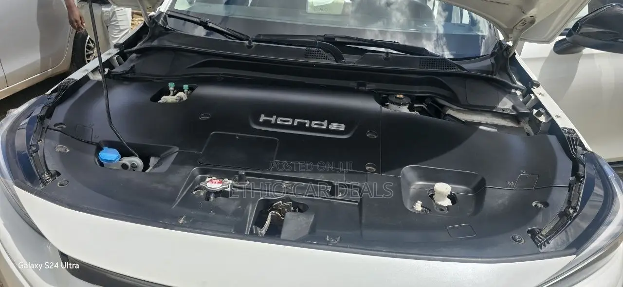 Honda e:NS1 2023 White