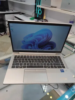 New Laptop HP EliteBook 840 G8 16GB Intel Core i5 SSD 512GB