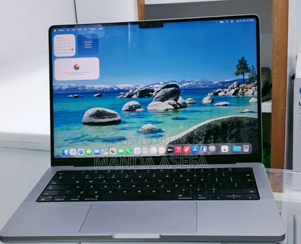 New Laptop Apple MacBook Pro M1 16GB Apple M1 Pro SSD 1T