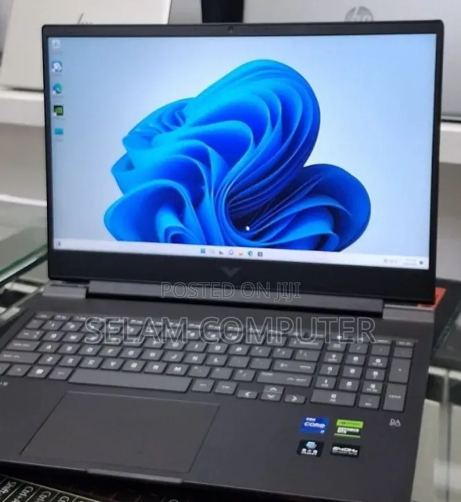 New Laptop HP Victus 15 16GB Intel Core i7 SSD 1T