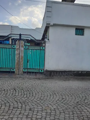 7bdrm House in Bishoftu Dukam, East Shewa for sale