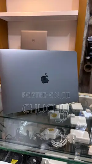 Laptop Apple MacBook Pro 2017 8GB Intel Core i5 SSD 256GB