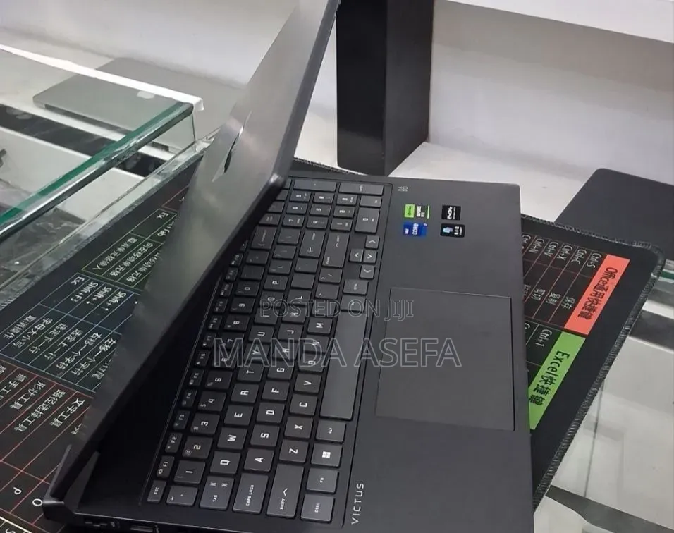 New Laptop HP Victus 16 16GB Intel Core i7 SSD 1T