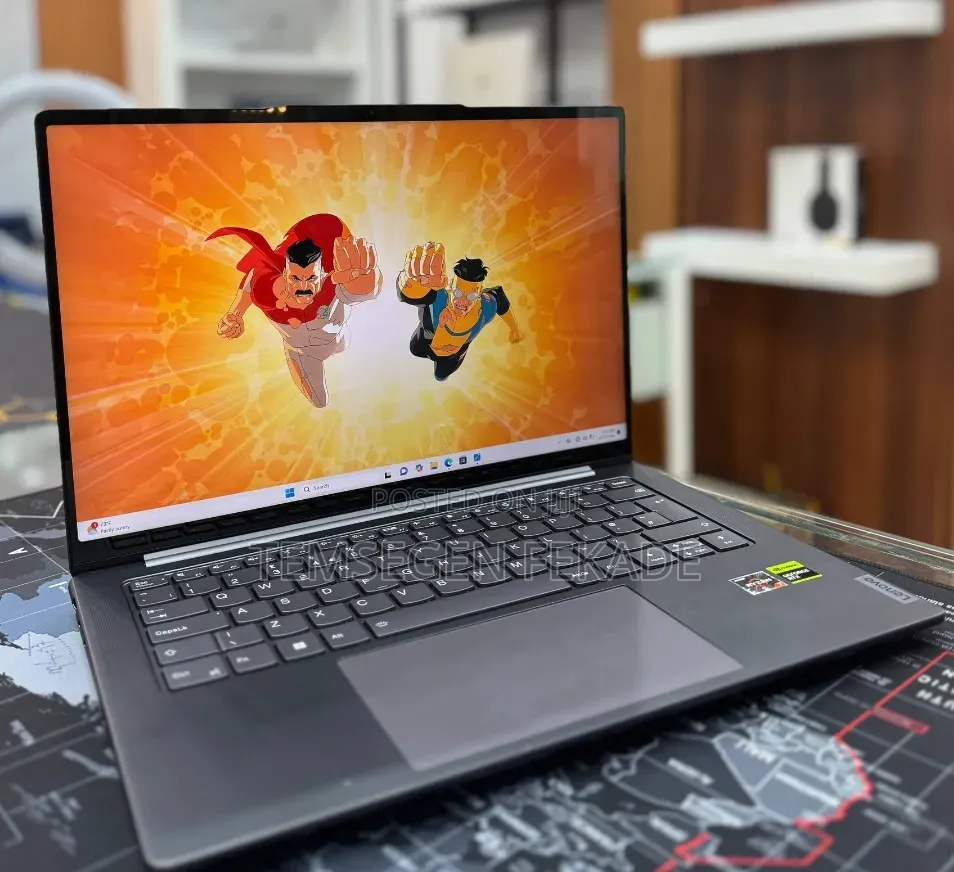 New Laptop Lenovo Yoga 700 32GB AMD Ryzen 7 SSD 512GB