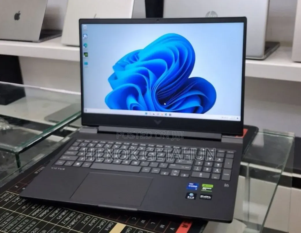 New Laptop HP Victus 16 16GB Intel Core i7 SSD 1T