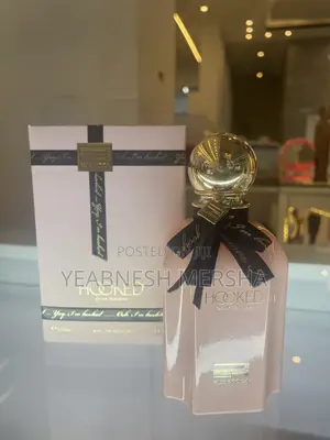 Hooked Pour Femme