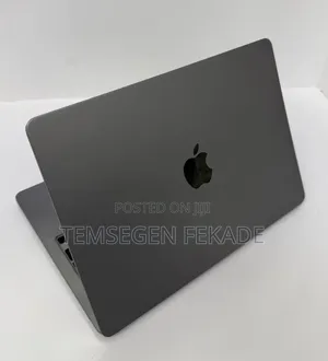 New Apple MacBook Air 2024 M3 13-inch 16GB Apple M3 Max SSD 256GB
