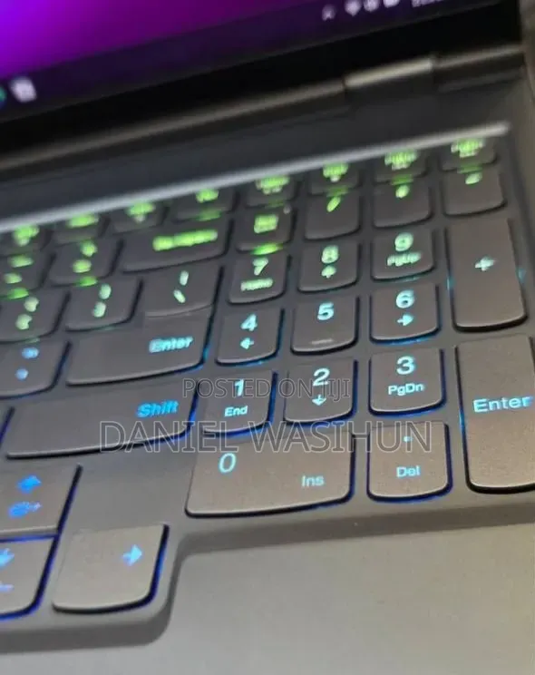 New Laptop Lenovo 32GB AMD Ryzen 9 SSD 1T