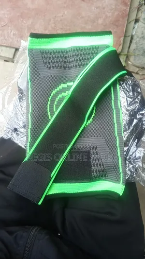 Adjustable Knee Compression Brace Sleeve