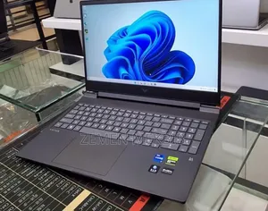New Laptop HP Victus 15 16GB Intel Core i7 SSD 1T
