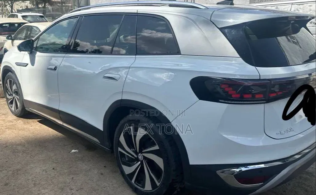 Volkswagen ID.6 2022 White