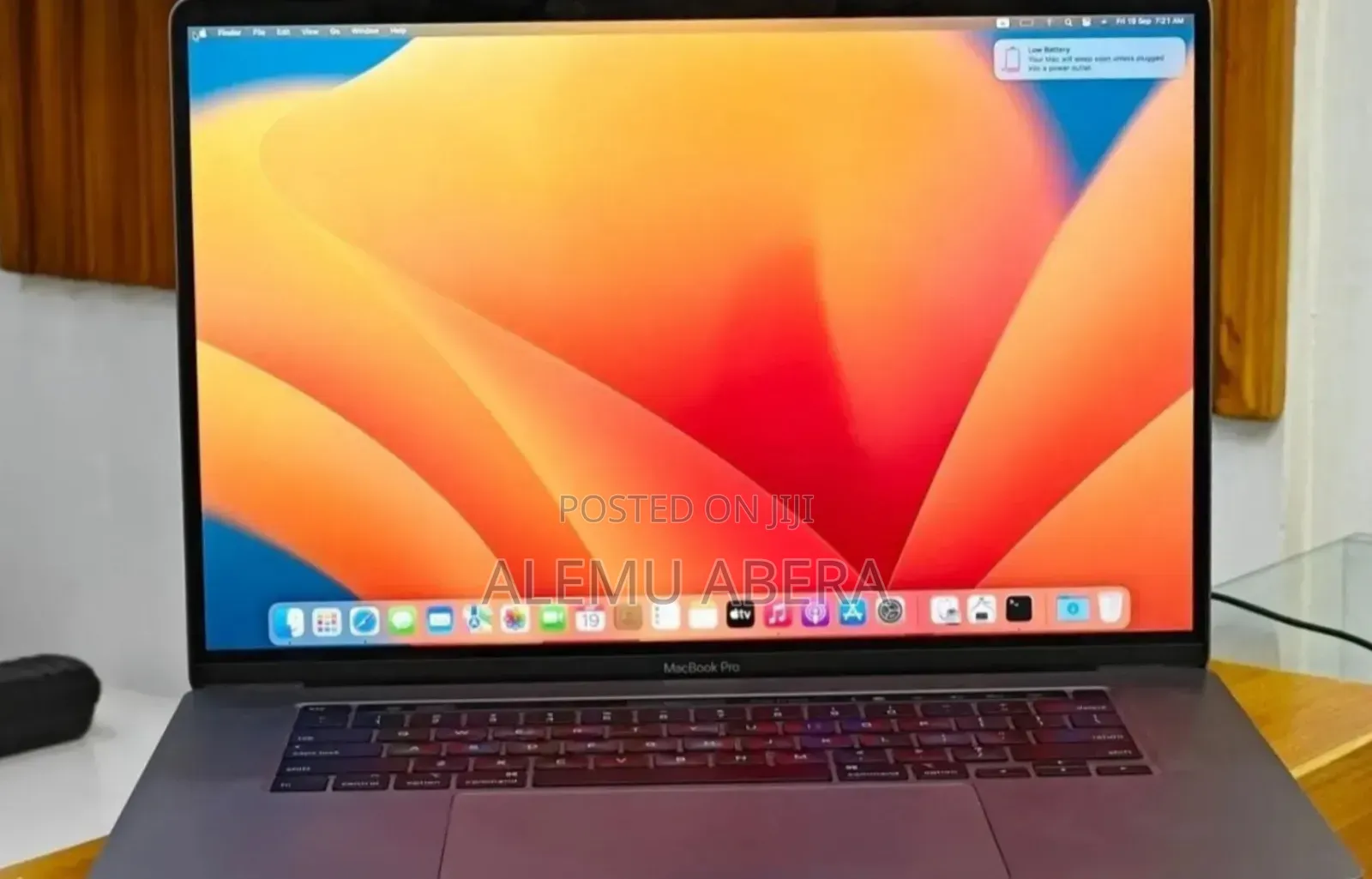 New Laptop Apple MacBook Pro 2019 16GB Intel Core i7 SSD 512GB