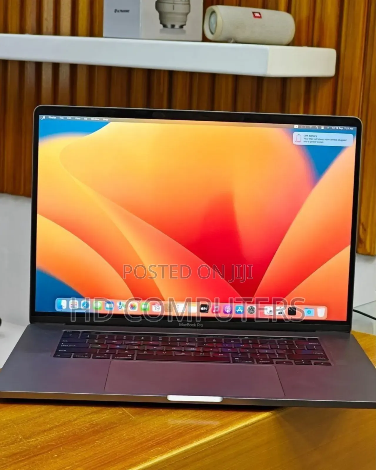New Laptop Apple MacBook Pro 2019 16GB Intel Core i7 SSD 512GB