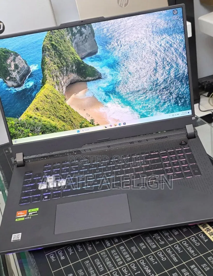 New Laptop Asus ROG Strix G17 16GB AMD Ryzen 9 SSD 1T