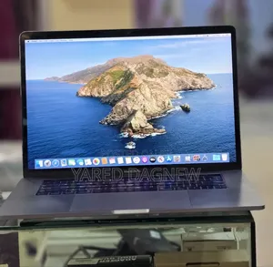 New Laptop Apple MacBook Pro 2018 32GB Intel Core i9 SSD 1T