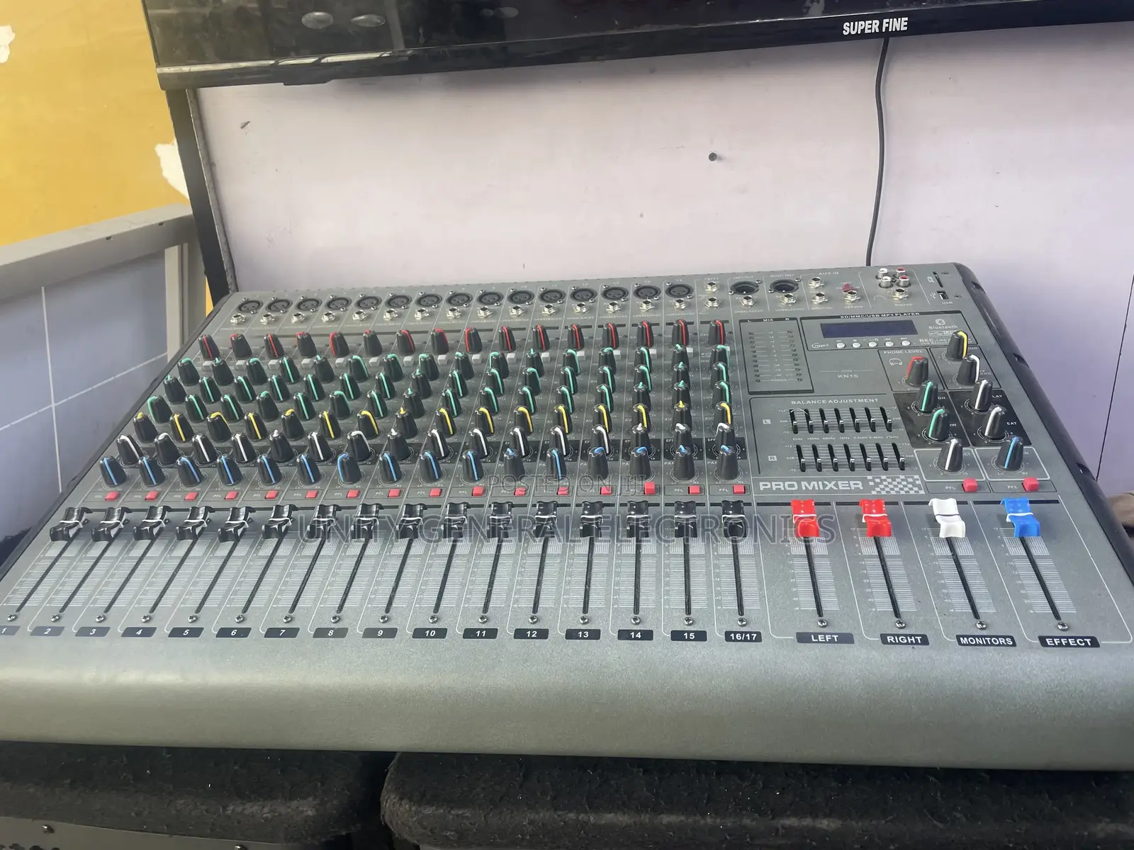 Mixer 16 Channel