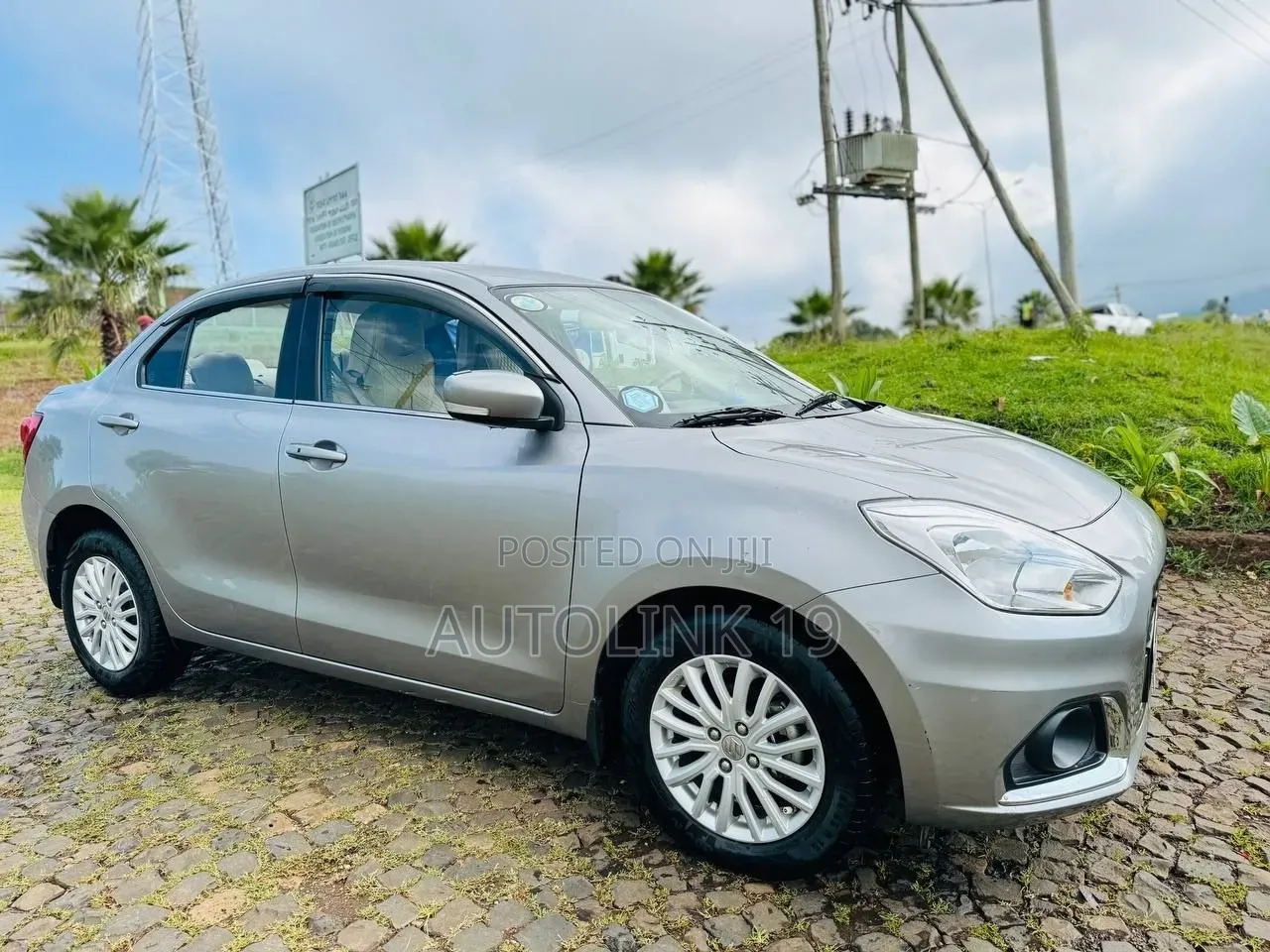 Suzuki Dzire 2022 Silver