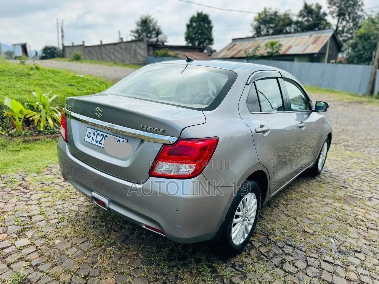 Suzuki Dzire 2022 Silver