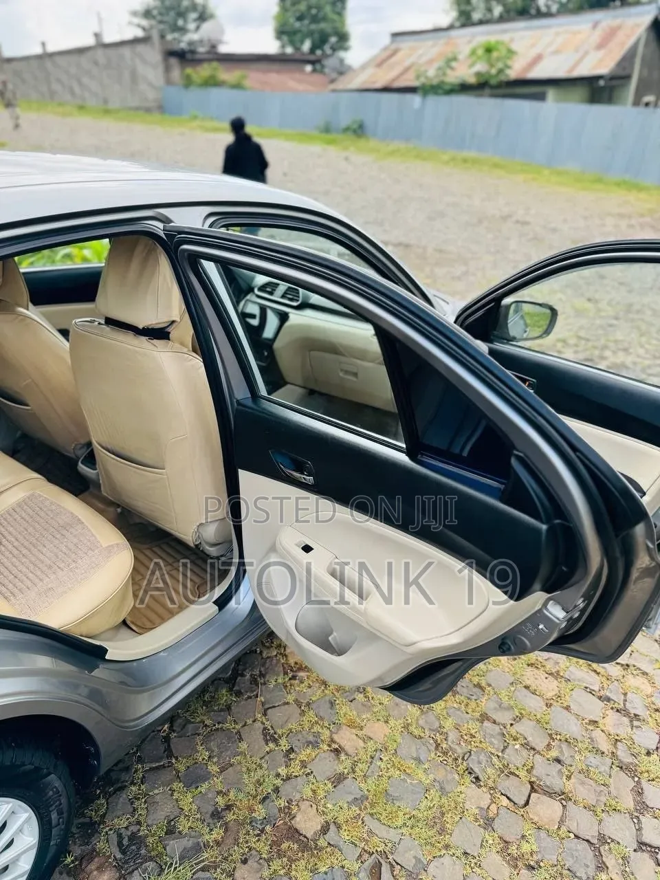 Suzuki Dzire 2022 Silver
